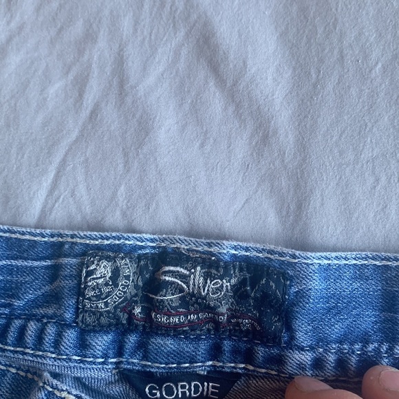 Silver jeansOlder but great fit mens Silver jeans. 36/34 - Picture 2 of 7